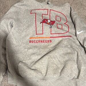 Nike Gray Crewneck Sweater with Classic Design